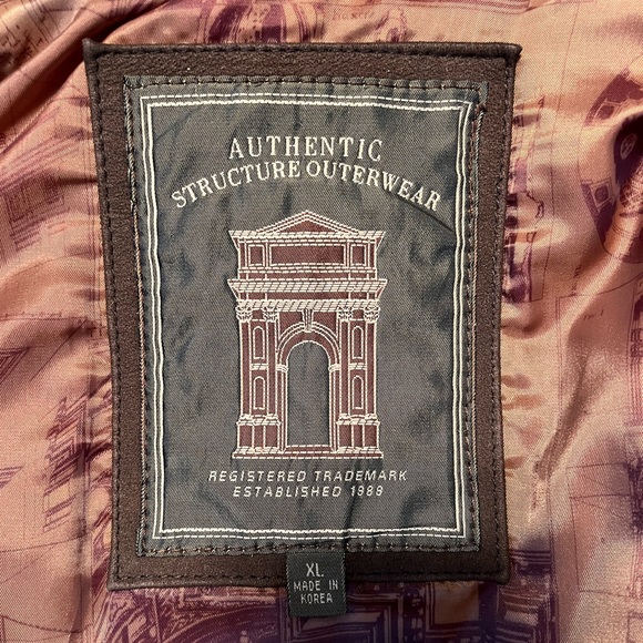 Men’s leather jacket pre-owned in very good condition. Soft leather Size XL - Picture 3 of 8